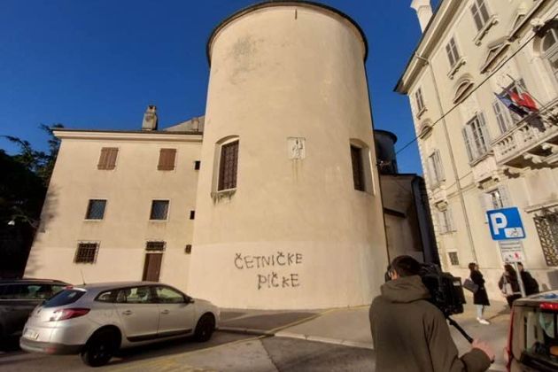 koper stolnica vandali cetnicke picke.jpg