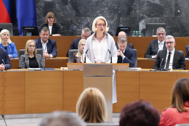 urska klakocar zupancic dz.jpg