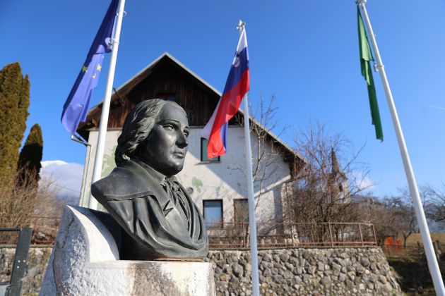 france preseren hisa vrba.jpg