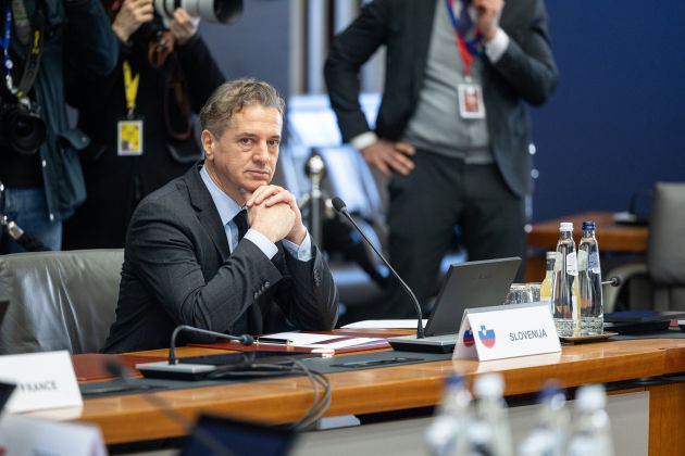 robert golob vlada.jpg