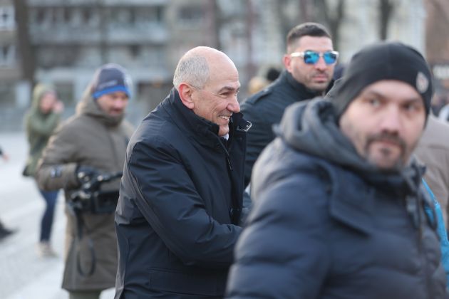 NAS-jansa varnostniki-pl.JPG