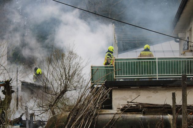 pozar siska policija gasilci.jpg