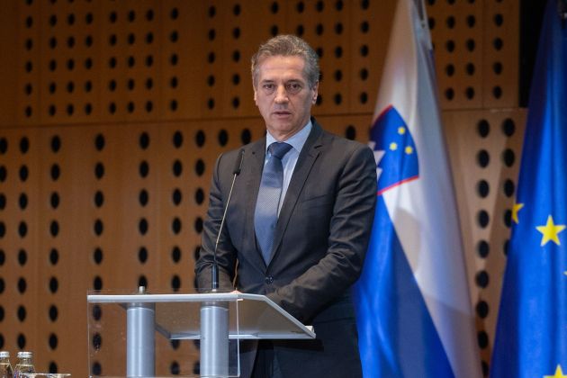 robert golob vlada.jpg