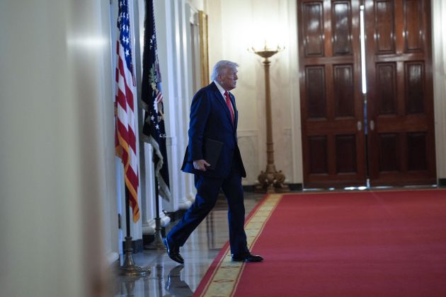 UV DONALD profimedia-0988323225.jpg