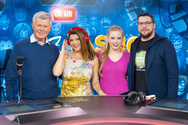 Jasni Kuljaj so se pridružili Boris Kopitar, Zala Smolnikar in Žiga Tominec.