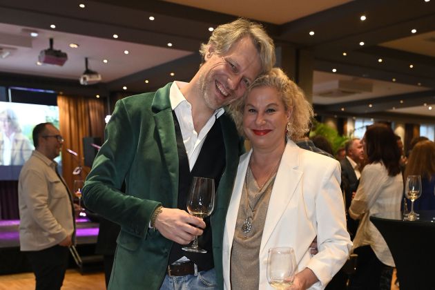 urban stojan ana ros sr.jpg