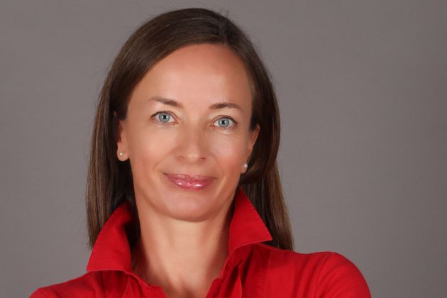 Eva Boštjančič, Foto_ Tina Deu.jpg