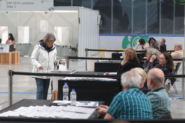 referendum predcasno glasovanje hala tivoli 2025 rb.jpg