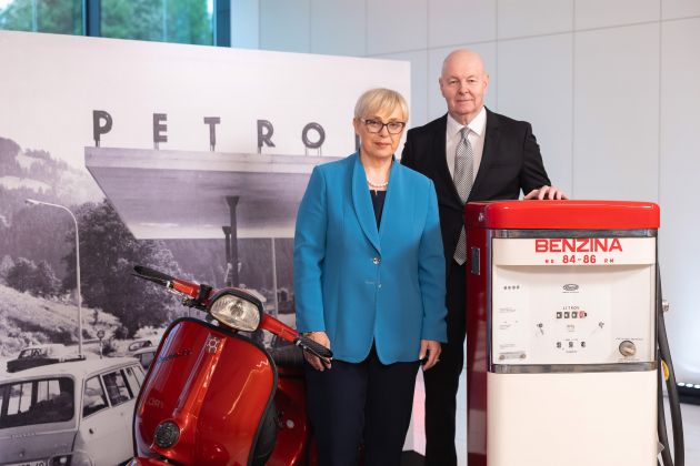 Petrol praznuje - skupaj neustavljivi že osem desetletij.JPG