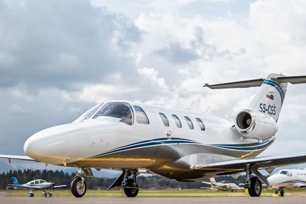 cessna citation.jpg