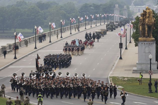 parada washington trump.jpg