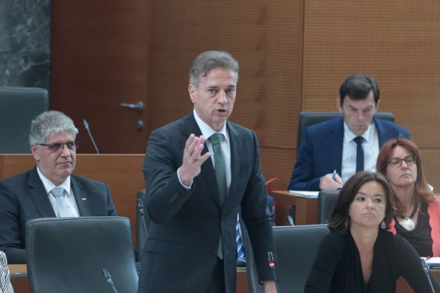 robert golob dz rb.jpg