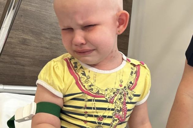 Lara še vedno sanja.jpg