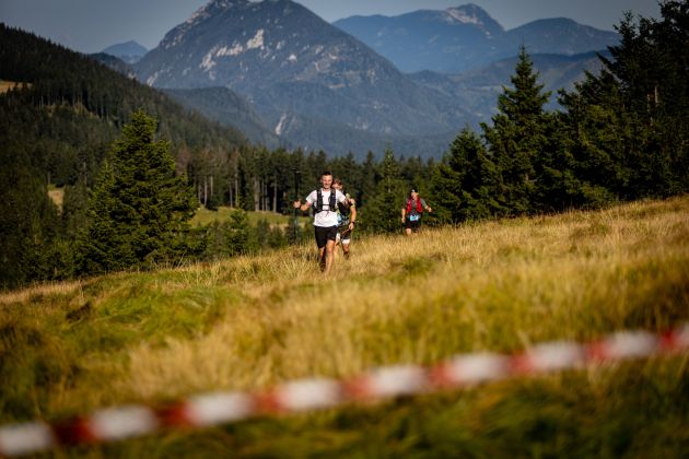 k24 ultra trail crna.jpg