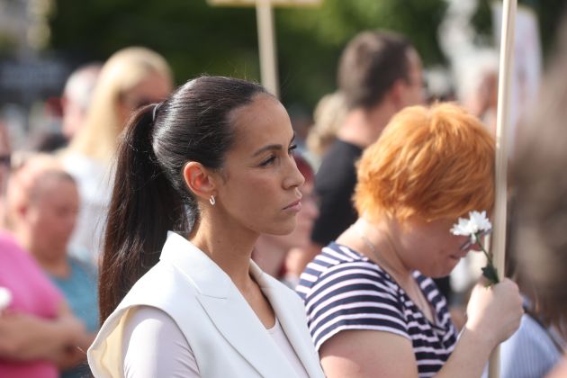 protest starsi otroci redke bolezni viljem julijan dz.jpg