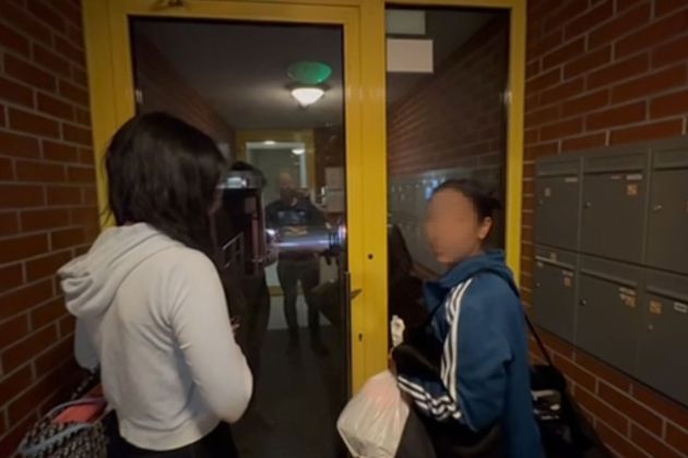 obraze pokockat prostitutki stavba1.jpg