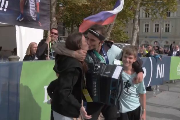 Anže Zavrl, Tina Zavrl.png