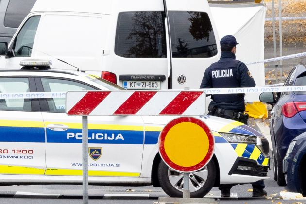 pivka-policija-trak-mrtva-oseba