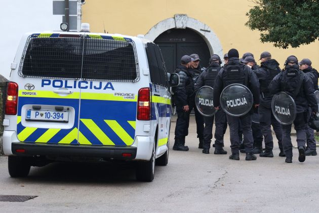 policija novo mesto.jpg