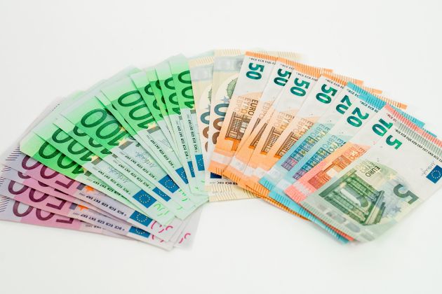 evri denar gotovina.jpg