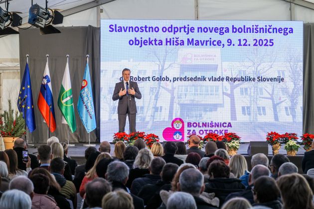 UV odprtje bolnice sentvid pri sticni Daniel Novakovic STA.jpg