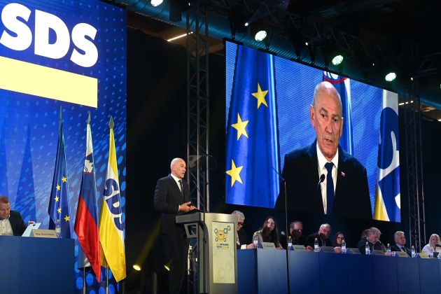 janez jansa kongres BOBO.JPG