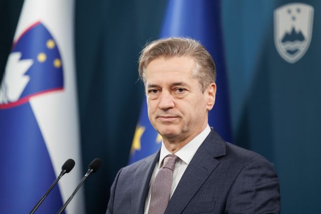 robert golob vlada.jpg