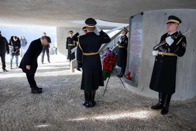 UV2 golob drazgose STA.jpg