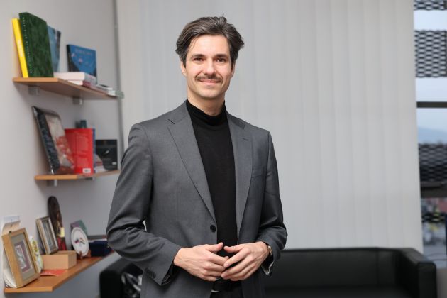 UV-luka mesec-pl001.JPG