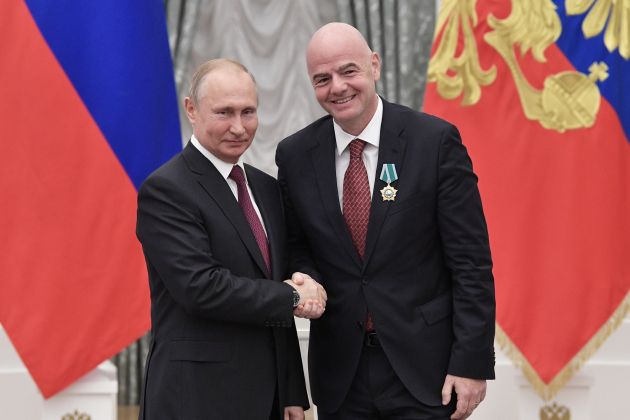putin infantino.jpg