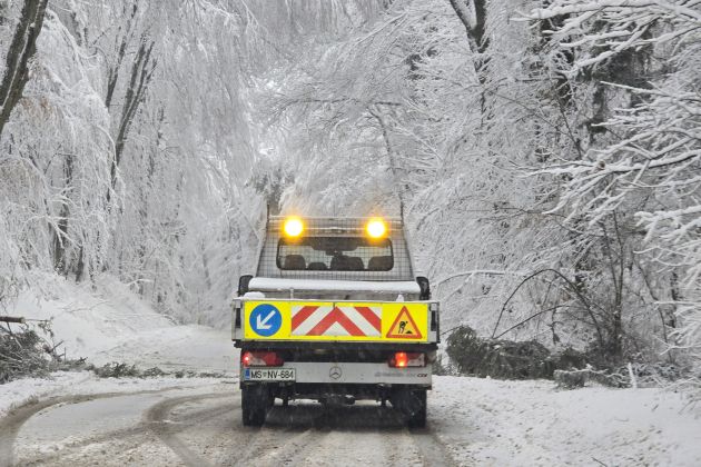 sneg, goričko, promet, ceste