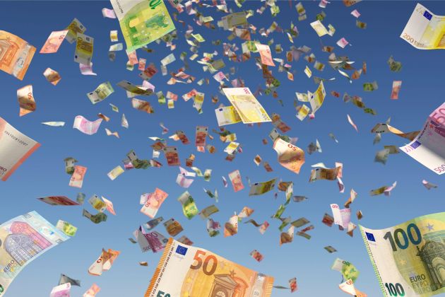 evri denar gotovina.jpg