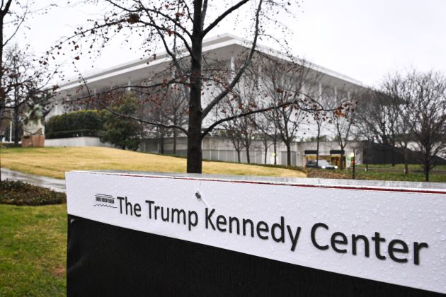 trump kennedy center.jpg