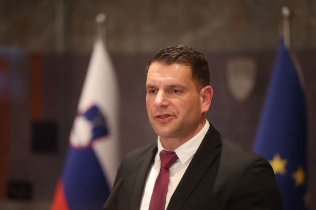 zoran stevanovic.jpg