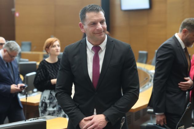 zoran stevanovic.jpg