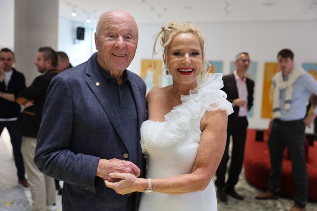 UV-bozo in diana dimnik-pl.jpg