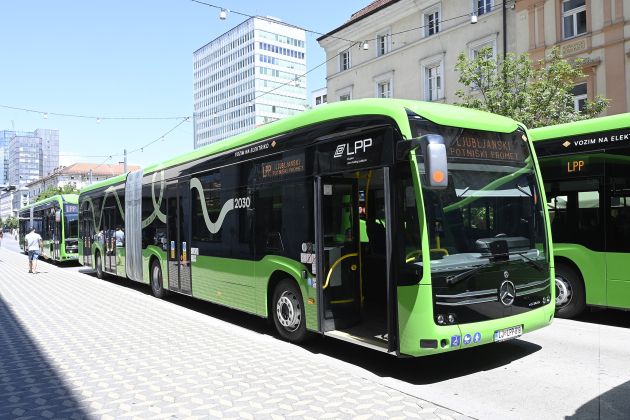 PER avtobus LPP sr.jpg
