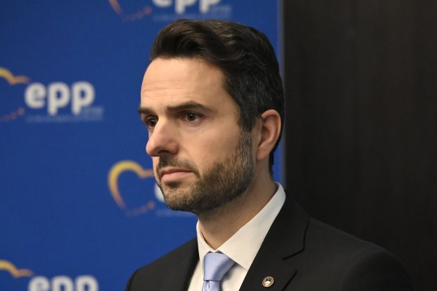 Matej Tonin.jpg