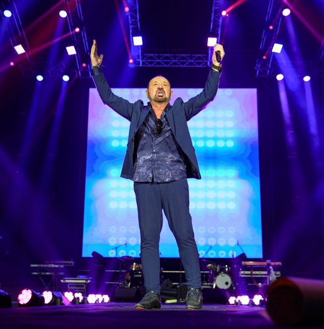 Mile Kitić je s svojo prepoznavno energijo poskrbel za vrhunec noči