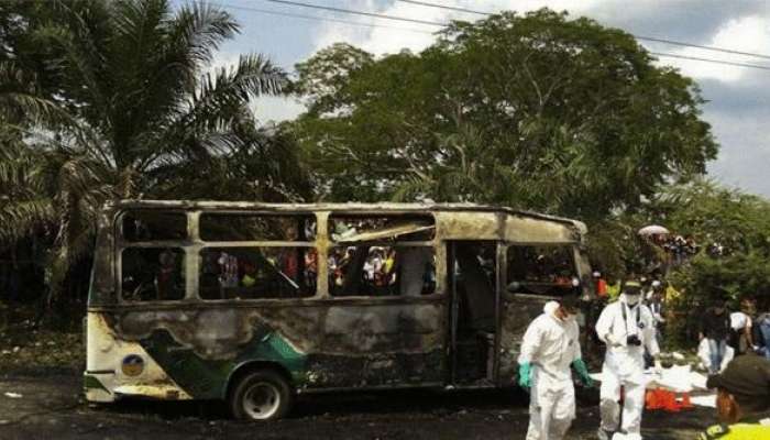 620x334xColombia-Bus-Children.jpg.pagespeed.ic.eeakxwj1FV