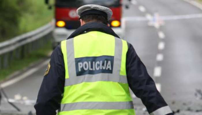 prometna nesreča policija cesta