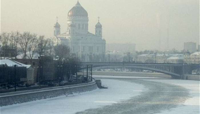 moskva rusija kremelj sneg zima tony