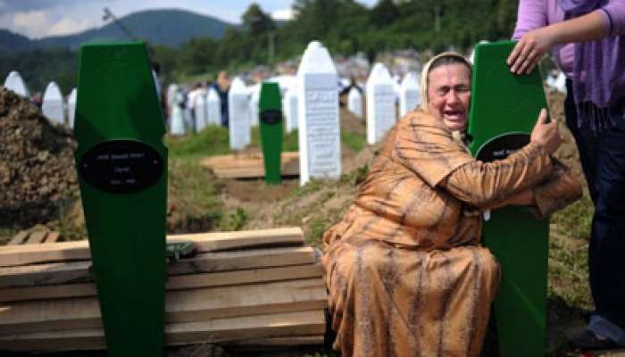 srebrenica vojna bosna srbija zločin genocid tony