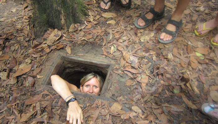 saigon-and-cu-chi-tunnels-250