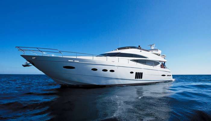 Luxury-Boat-Motor-Yacht-2012