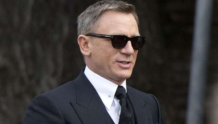 Daniel Craig