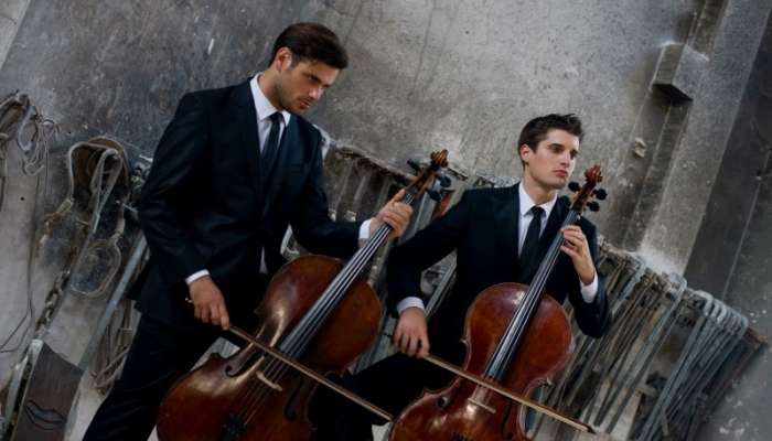 2CELLOS