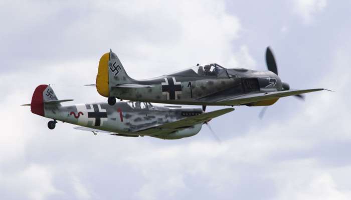 Messerschmitt Bf 109G (Hispano HA-1112 MIL Buchon) & Focke Wulf FW190