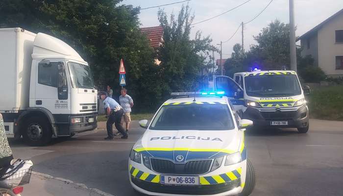 policija, cesta na vevce, peska, prometna nesreca