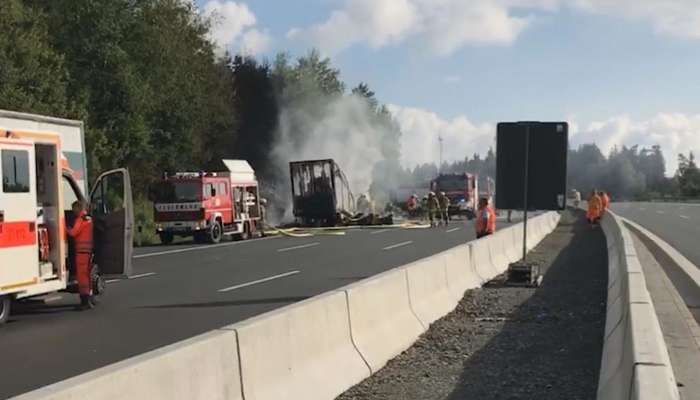 avtobus, avtocesta A9, Bavarska, prometna nesreča, požar